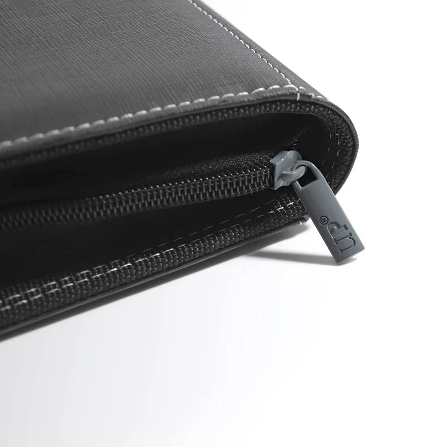 4-pocket-toploader-zippered-premium-pro-binder-972067.webp