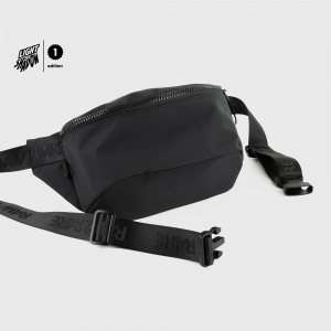 crossbody-bag-black-front.png