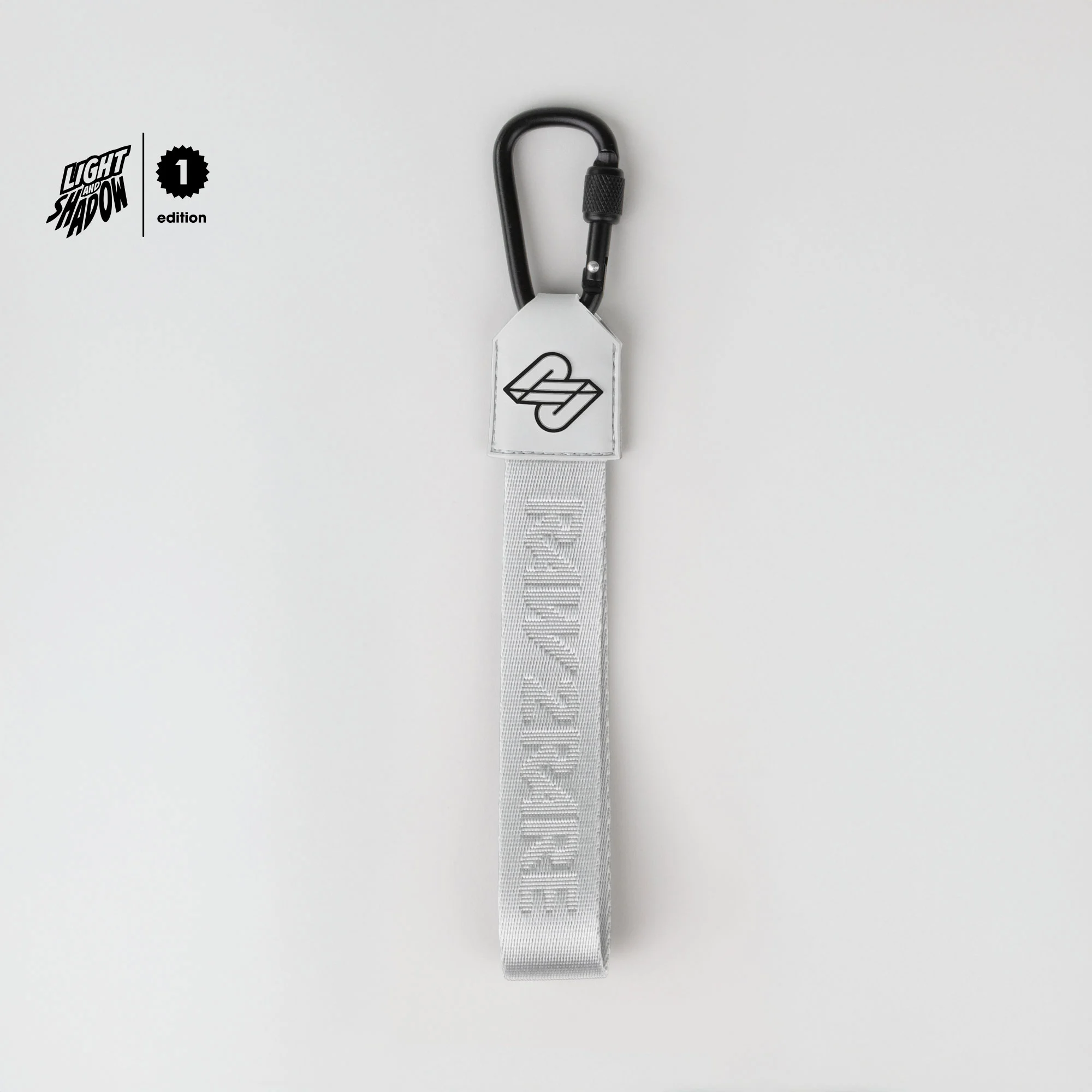 2hook-white-lightshadow-edition1.png